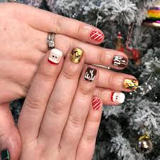 festive inspired nail art