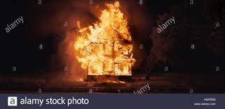 Brenende häuser bilder kostenlos zum ausdrucken : Brennendes Haus Stockfotos Und Bilder Kaufen Alamy