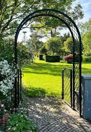 Portofino Garden Arch With Garden Gate