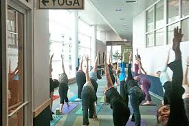 yoga room for stretching de stressing