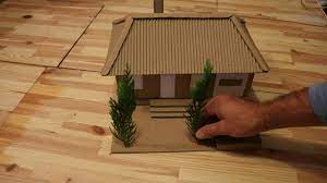 Faire une maison en carton - bricolage simple - YouTube