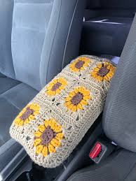 Daisy Car Console Cover Pattern By