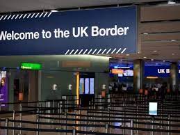 Greeks on friday received the grim news that their country was indeed not included on the united kingdom's green list of countries to which travelers would not have to quarantine upon arrival back on uk soil. Meb0wzotbyj5um