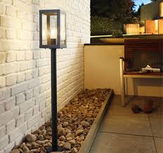 outdoor lights free uk delivery