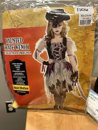 haunted pirate wench halloween