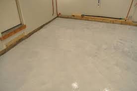 paint an epoxy concrete floor coating