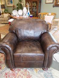 thomasville brown leather club chair