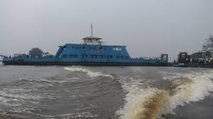 The whole process of travelling between the two congos is. Crossing The River From Kinshasa To Brazzaville Picture Of Kinshasa Democratic Republic Of The Congo Tripadvisor
