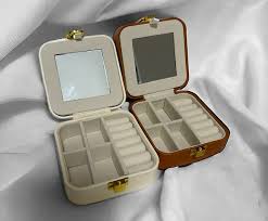 hand jewelry box storage box