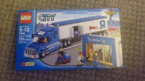 Toys “R” Us Truck : r/lego
