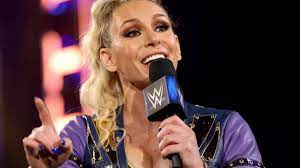 WWE SmackDown: Charlotte Flair mit ...