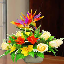 table flowers arrangement