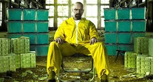 Simple division tells me that walt has about 25,000 stacks of bills in there, or about 2,500,000 bills. Breaking Bad La Jicarita