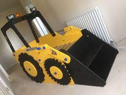Its time to go to sleep! Jcb Toddlers Preschoolers Digger Bed Toddler Preschool Digger Bedroom Big Boy Room