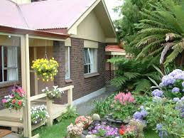 Когато създавате малка цветна градина пред къщата си, не бива да забравяте за композицията. Gradinski Dizajn 60 Fantastichni Idei Za Gradinata