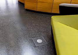 floor bo in polished screeds