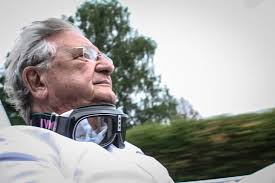 Gratulation an Hans Herrmann! Hans Herrmann. Am 23. Februar 2013 feierte der legendäre Rennfahrer Hans Herrmann seinen 85. Geburtstag. - Hans-Herrmann-23-von-25
