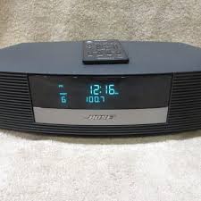 bose wave radio and cd player white