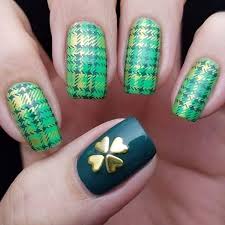 Paddy's day inspired nail designs. 20 St Patrick S Day Nails Art Designs Ideas Inspo For St Patrick S Day 2020 Hike N Dip St Patricks Day Nails Plaid Nails Nails