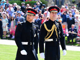 Sehen sie hier alle updates zum royal wedding! Warum Prinz Harry Eine Militaruniform Zur Hochzeit Getragen Hat Business Insider