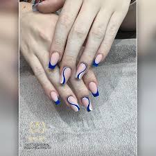 queen nails