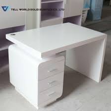 Are you looking for white high gloss office desk that is trendy and offers a sleek, executive look? China Modern White High Gloss Managing Laptop Office Computer Desk China Computer Desk Office Computer Desk