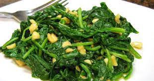 The Well Fed Newlyweds Sauteed Spinach With Peanuts gambar png