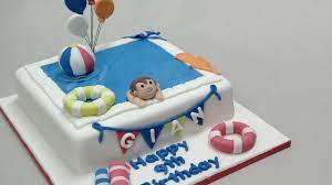 making a kid swimming pool cake for