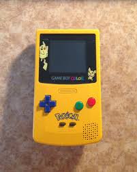 Amazon Com Game Boy Color Limited Pokemon Edition Yellow Nintendo Game Boy Color Video Games