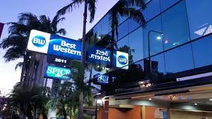 Guests looking for a stellar location in hollywood, the entertainment capital of the world, will find themselves. Best Western Hotel Hollywood Plaza Inn Los Angeles Holidaycheck Kalifornien Usa