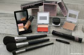 bronzed glow makeup look with mary kay