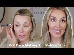 women underpainting makeup