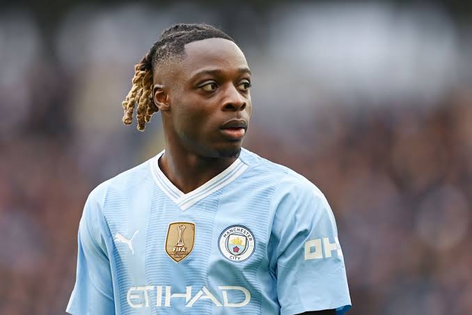 Full Man City squad available to face Liverpool with two players ruled out - Manchester Evening News