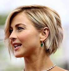 From short bobs to pixie cuts to layered styles with a long front and short back, sometimes you just need to take the plunge. 30 Best Short Hairstyles For Thick Hair Latesthairstylepedia Com