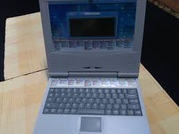 Представяме ви забавният детски лаптоп, с който вашето дете ще се учи на класически детски песнички! Detski Laptop Olx Bg