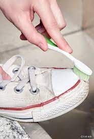 Entretien, nettoyage... 15 astuces à connaître absolument pour vos  chaussures - Run Baby Run