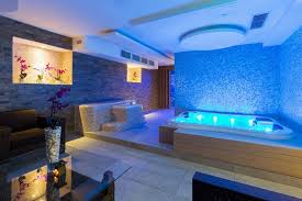 hot tub in the garage or basement