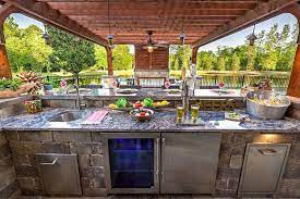 building the ultimate outdoor kitchen