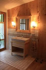 „unsere massivholz badmöbel bestechen durch qualität und komfort. Holz Im Badezimmer Elegant Und Praktisch Wohnraum8