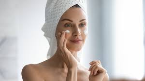 9 best moisturisers for dry skin 2023