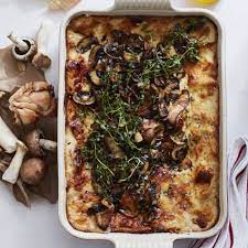 Mushroom Amp Nut Bake With A Gruy 232 Re Cheese Fondue Centre With  gambar png