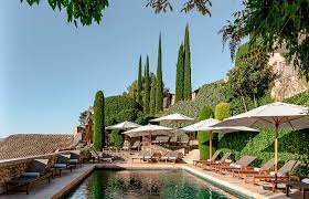resorts for a great road trip in provence