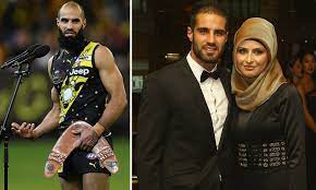 Since it was ramadan, he did extra running sessions on the beach. Bachar Houli Reveals His Parents Didn T Allow Him To Play Afl Daily Mail Online