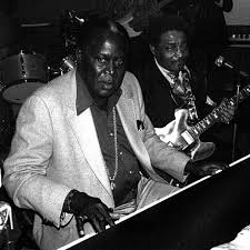 She shared the 15 second video on her twitter account and has gained more than one million views in two days. Memphis Slim Wikiwand