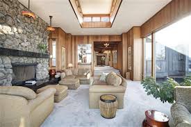 The american software architect and businessman widely known as the creator of twitter and as the founder and ceo of square, a mobile payments company lives here. Jack Dorsey S California Homes Variety