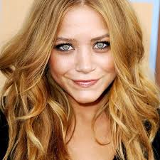 If you have brown hair or even light brown hair, blonde highlights can add a ton of deep to your lovely hair. 15 Shades Of Strawberry Blonde Hair To Inspire Your Next Color Appointment