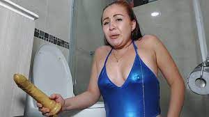 Sexy Latina scat babe makes a huge mess in the toilet xxx porn video |  Pervert Tube