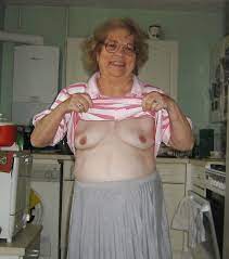 granny lifts top to flash her tits.jpg | MOTHERLESS.COM ™