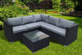 Our company is one of the uk's leading garden furniture specialists and we pride ourselves on not only the quality of the rattan and delivery service we provide but also our extensive list of positive reviews, word of mouth recommendations and happy customers. 5 Seater Rattan Garden Furniture Set Offer Shop Livingsocial