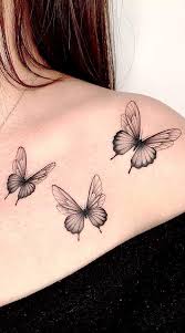Um dos lugares preferidos pelas mulheres é o ombro, um lugar ótimo para se tatuar o que quiser. As 130 Melhores Tatuagens No Ombro Femininas Da Internet Top Tatuagens